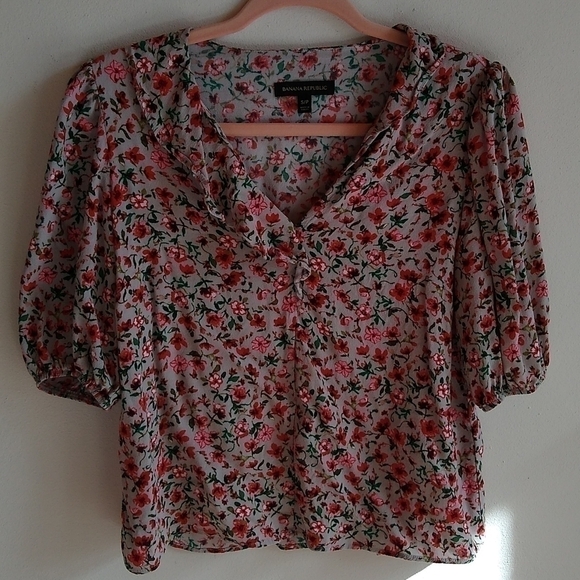 Banana Republic Puff Sleeve Red Floral Blouse Rayon S - Picture 2 of 10